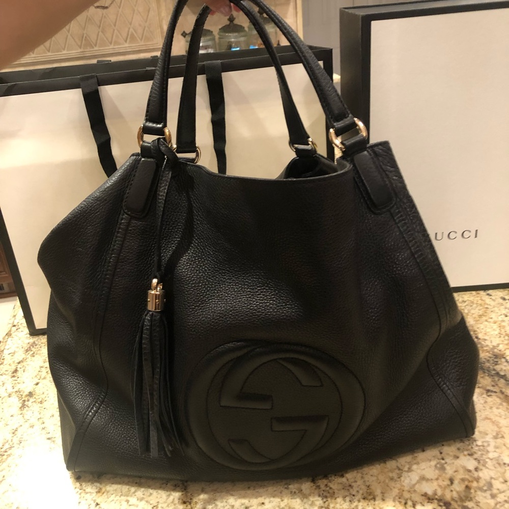 Gucci Soho Large Black Pebbled LeatherShoulder Bag